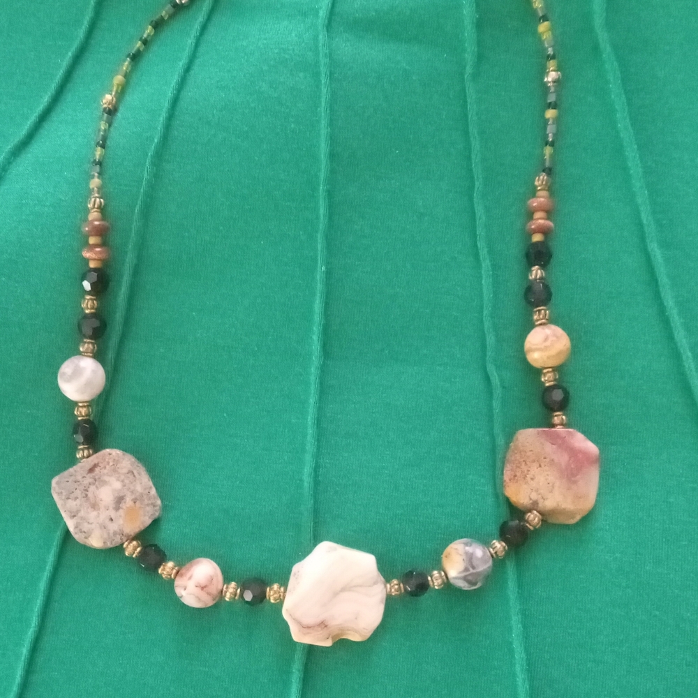 Multicolor Stone Necklace